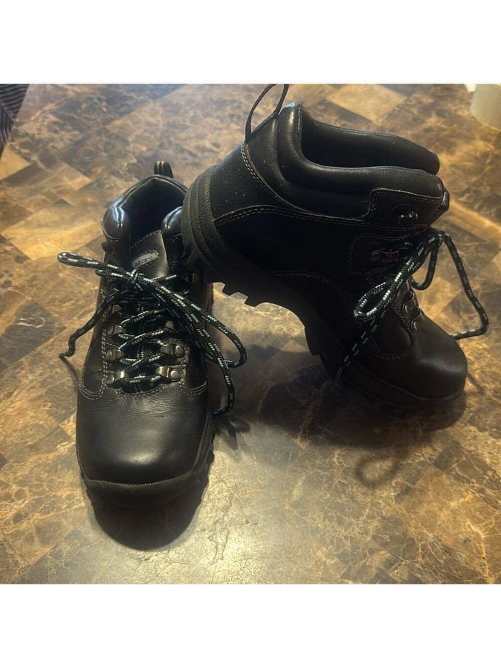 Ascent thinsulate and waterproof boots BNWOT❤️❤️